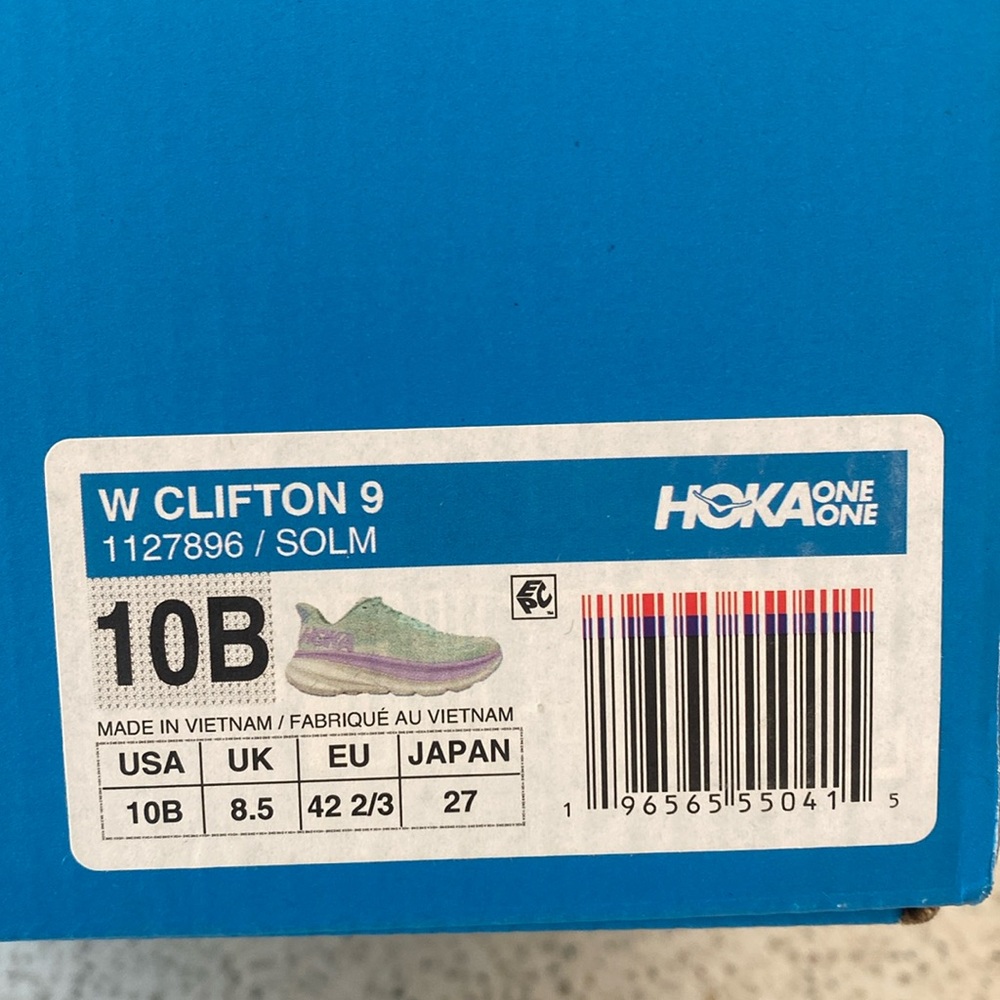 Hoka W Clifton 9 - 1127896/SOLM size 10 women’s purple and green. Never worn